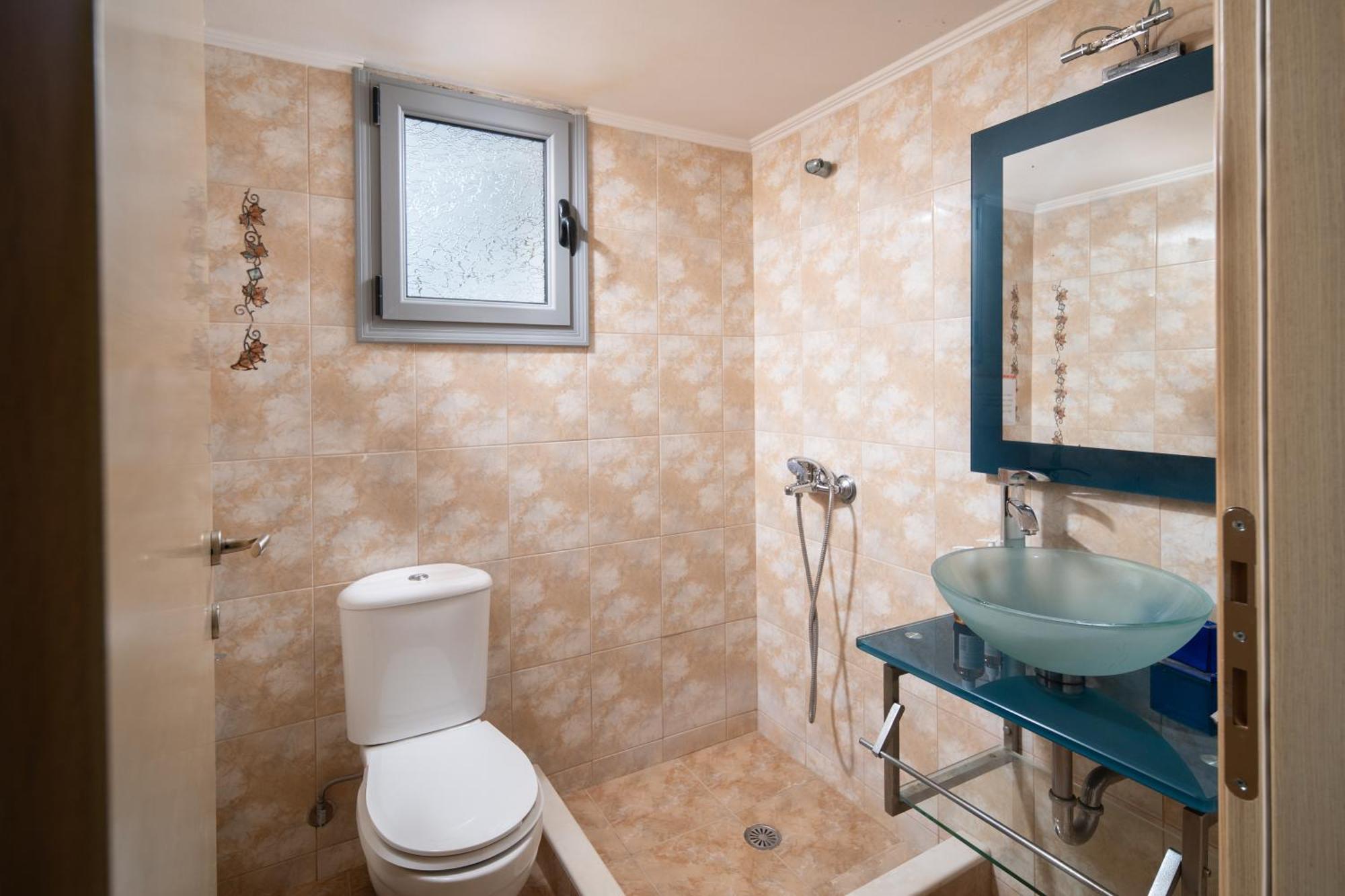 מונמבאסיה Spacious Beachfront Maisonettes With Stunning Views & A Private Beach מראה חיצוני תמונה